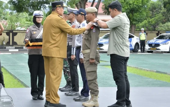 Gubernur Gusnar Pimpin Gelar Apel Operasi Ketupat Otanaha