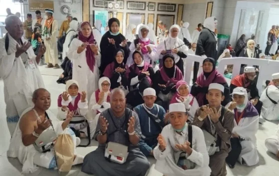 Jemaah Haji Gorontalo Kloter 28 Rampungkan Lempar Jumrah