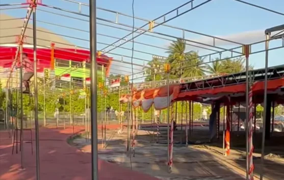 Pengusaha Tenda Meraup Rejeki  Puncak  Penas