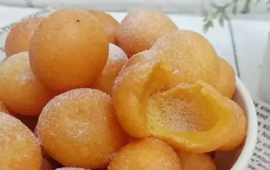 Bola-Bola Ubi Ungu yang Renyah