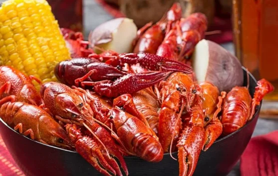 Menjelajahi Lezatnya Empat Seafood Khas Papua yang Unik