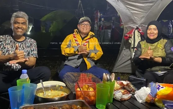 Bupati Thariq Kunjungi Kontingen Pramuka Gorut di Cibubur