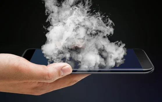 Memilih Casing Tepat untuk Meredam Panas Handphone