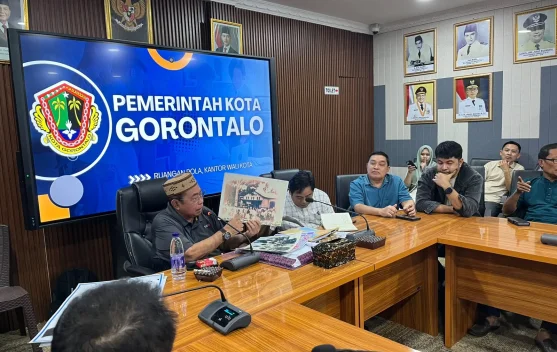 Adhan Dambea Siapkan Seminar Nasional Sejarah Gorontalo
