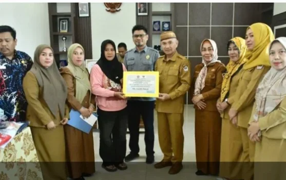 Kolaborasi Dinsos dan Baznas Pohuwato Dapat Apresiasi Bupati Saipul Mbuinga