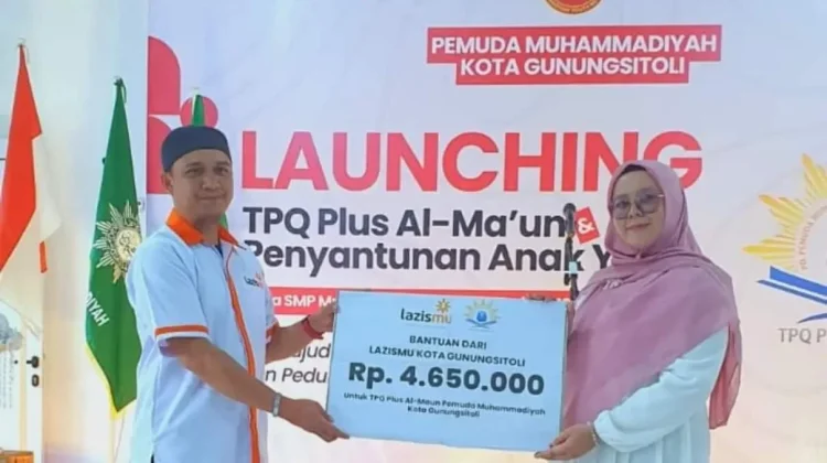 Launching TPQ Plus Al Ma'un Lazismu Salurkan Bantuan