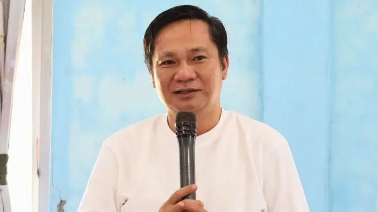 Dihari Istimewa Bupati Eliyunus Berdialog dengan Warga Sirombu