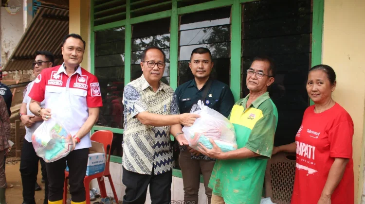 Pemkot Gunungsitoli Salurkan Bantuan kepada Korban Longsor di Desa Onowaembo