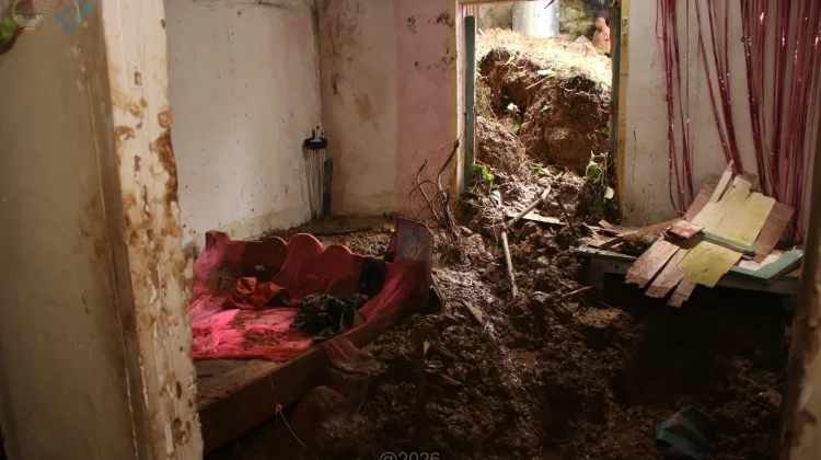 Pemkot Gunungsitoli Salurkan Bantuan kepada Korban Longsor di Desa Onowaembo
