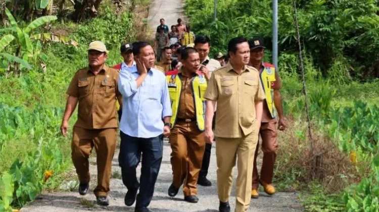 Bupati Eliyunus Tinjau Sejumlah Lokasi Pembangunan di Lahomi