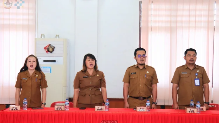 Sekda Gunungsitoli Lantik dan Mengambil Sumpah/Janji Jabatan PNS