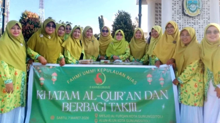 Fahmi Ummi Se-kepulauan Nias Berbagi Takjil