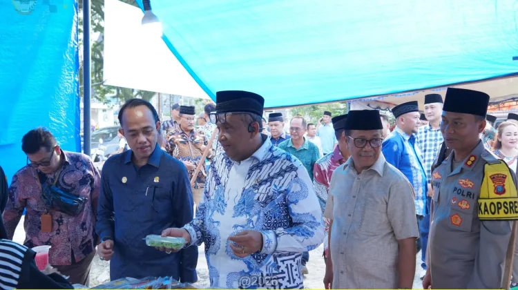 Wamen Ketenagakerjaan Tinjau Ramadhan Fair di Gunungsitoli