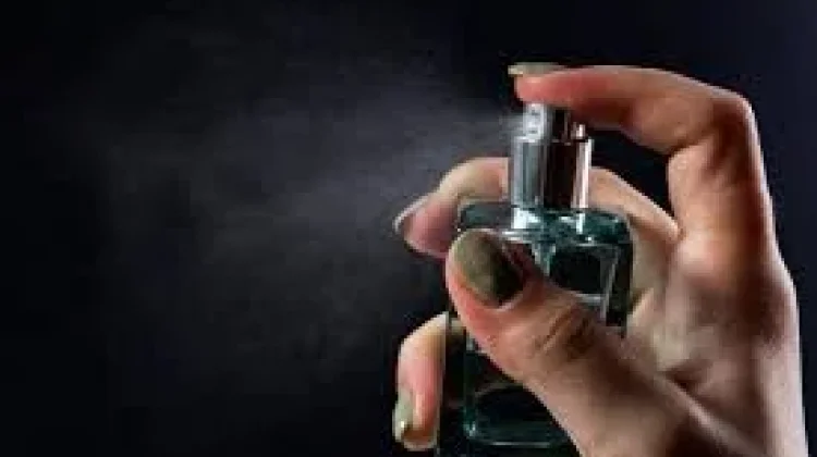 Selain Leher, Ini Titik Semprot Parfum agar Wangi Tahan Lama