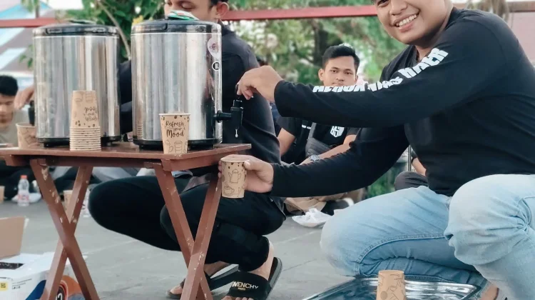 Kopi Keliling Bhabin Dezu Mencuri Perhatian Bikers Nias