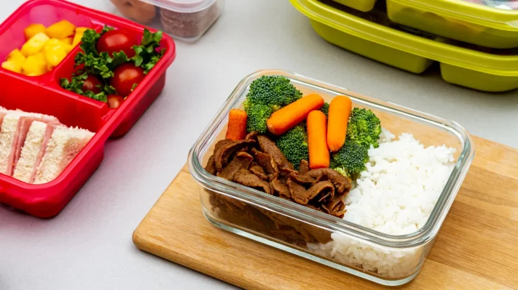 Manfaat Membawa Bekal Sendiri dari Rumah