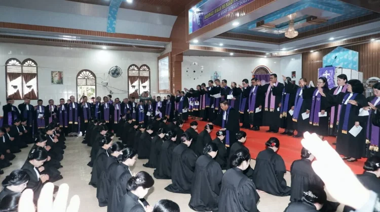 Sebanyak 62 Vikar BNKP Resmi di Ordinasi