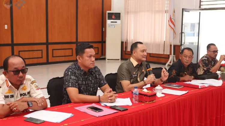 Sekda Kota Gunungsitoli Pimpim Rapat Koordinasi Trantibum