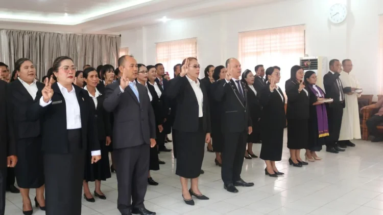 Inilah Nama-nama Kepala Sekolah yang Dilantik Wali Kota Gunungsitoli