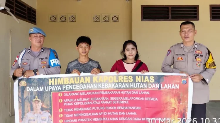 Aipda Toni Zega dan Bripka Dedi Nazara Imbau Warga Cegah Karhutla