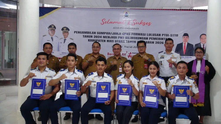 Pengambilan Sumpah/Janji CPNS Menjadi PNS Lulusan PTDI-STTD di Nias Utara