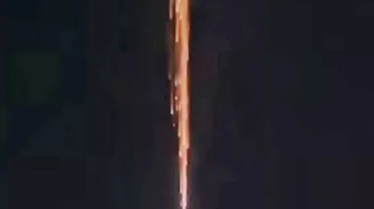 Langit Nias Heboh Cahaya Misterius