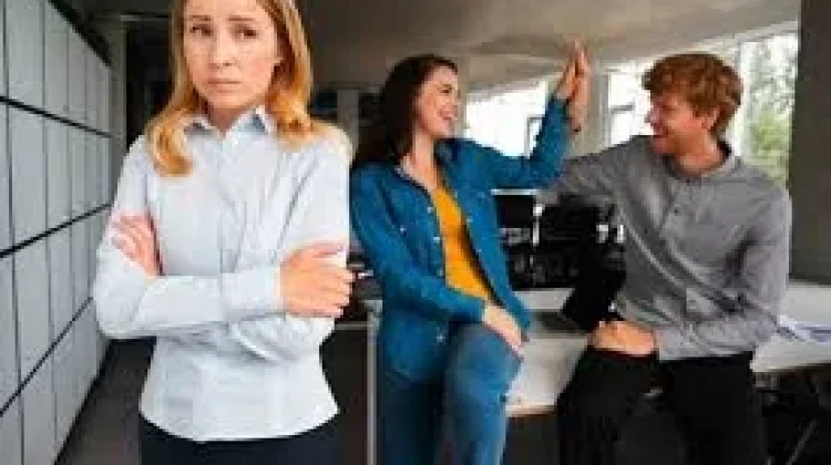 Mengenal Tall Poppy Syndrome, Rasa Iri atas Kesuksesan Teman
