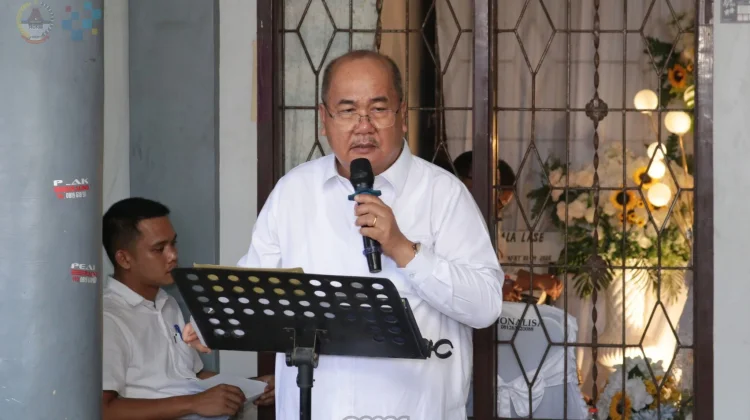 Prosesi Pemakaman Almarhum Wakil Ketua DPRD Kota Gunungsitoli