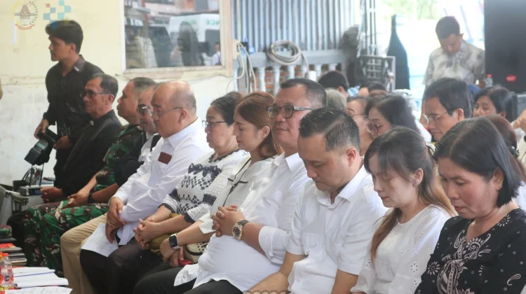 Prosesi Pemakaman Almarhum Wakil Ketua DPRD Kota Gunungsitoli