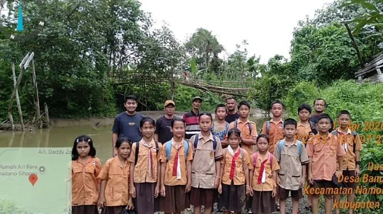Harap Presiden RI dan TNI Bangun Jembatan Gantung di Sungai Mua Desa Banua Sibohou