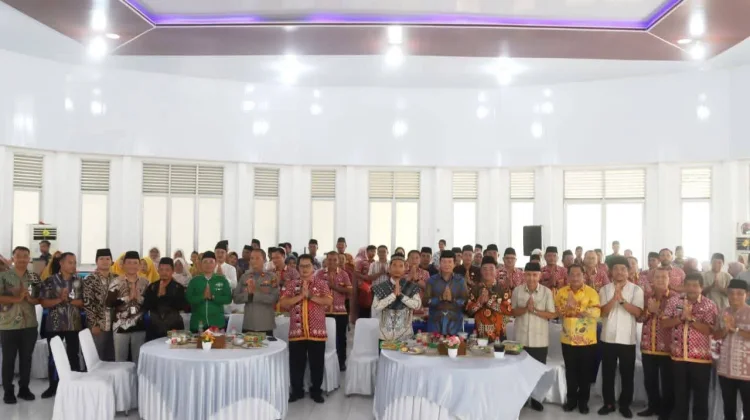 Halal Bihalal Nias Utara, PLH Sekda Harap ASN Siap Dukung Program Pemkab