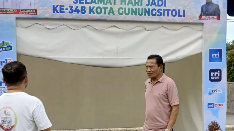 Mau Coba Jadi Penyiar Selama 1 Jam? Yuk Datang ke Stand RRI Gunungsitoli