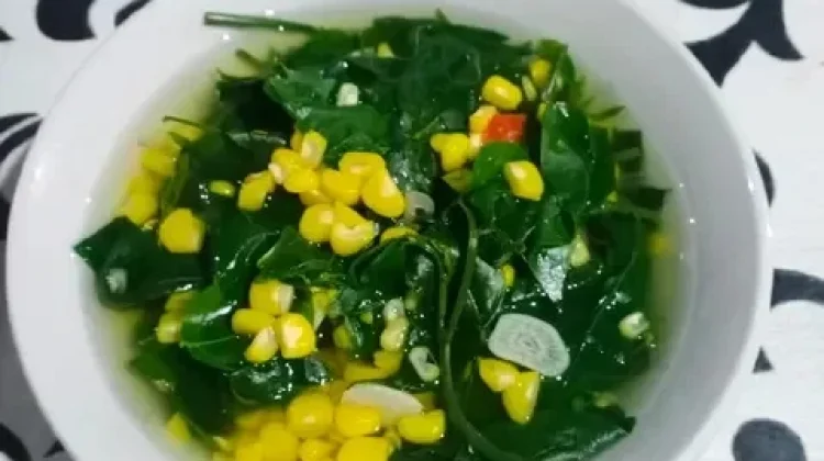 Sayur Bening Daun Katuk dan Jangung