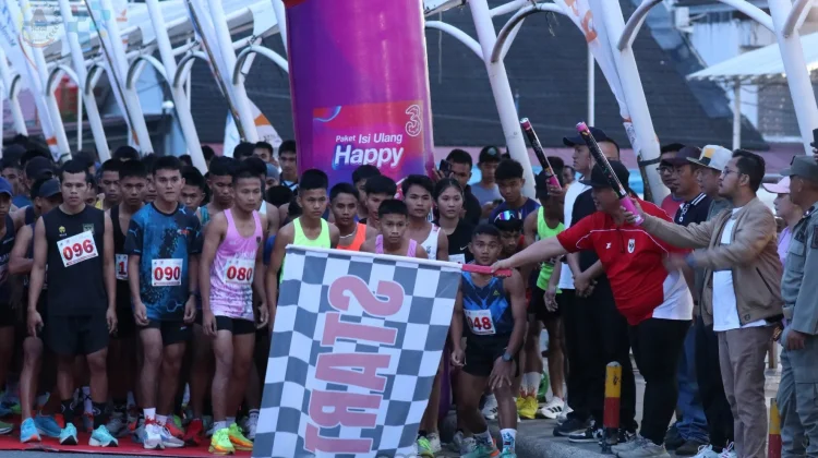 Semarak HUT 348, Wali Kota Gunungsitoli Lepas Peserta Run