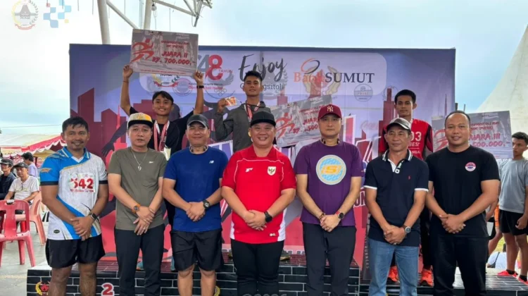 Semarak HUT 348, Wali Kota Gunungsitoli Lepas Peserta Run