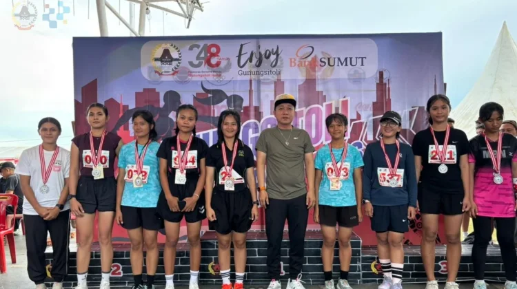 Semarak HUT 348, Wali Kota Gunungsitoli Lepas Peserta Run