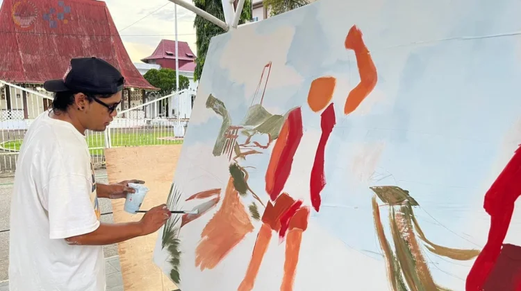 Warna Kreatif Mural Hiasi HUT ke-348 Gunungsitoli
