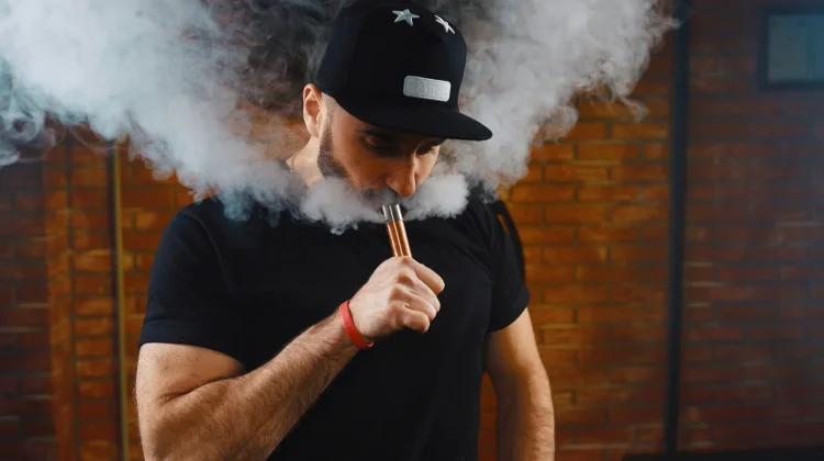 Bahaya Nge-Vape bagi Kesehatan yang Perlu Diketahui