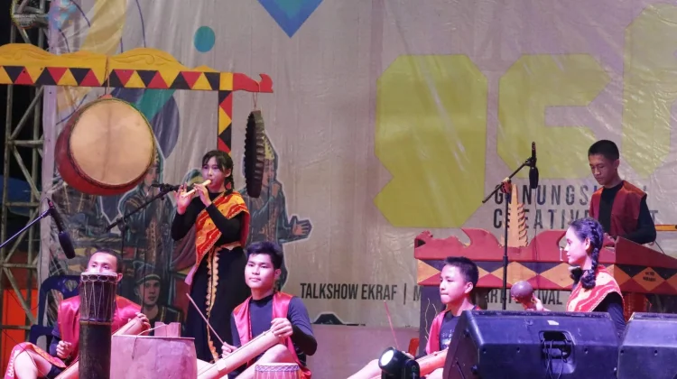 Penampilan Music Ethnic Festival HUT 348 Kota Gunungsitoli