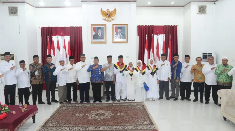 Ketua DPD BKPRMI Kota Gunungsitoli Hadir pada Pelepasan Jemaah Haji