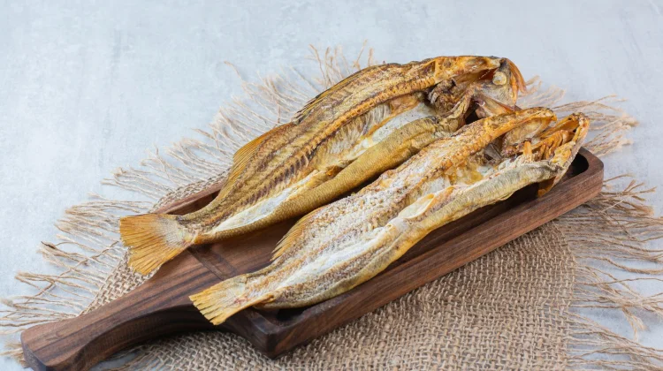 Ikan Asin jika Sering di Konsumsi Bahaya Tidak