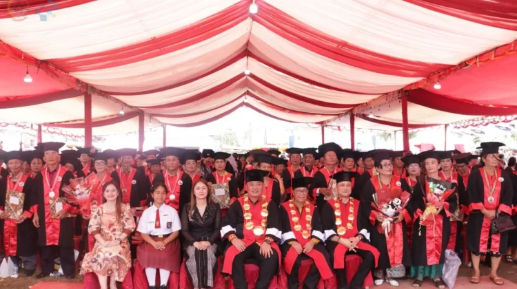 Wali Kota Pimpin Wisuda Lasia, Tangguh dan Mandiri