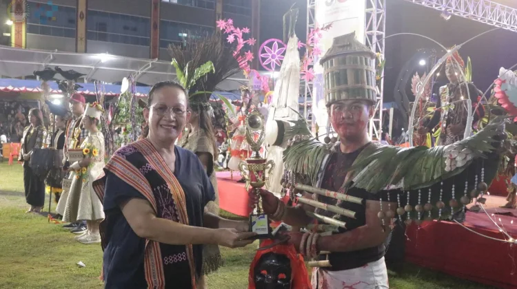 Fashion Carnaval dan Ragam Seni Budaya Tampil Memukau HUT 348 Kota Gunungsitoli