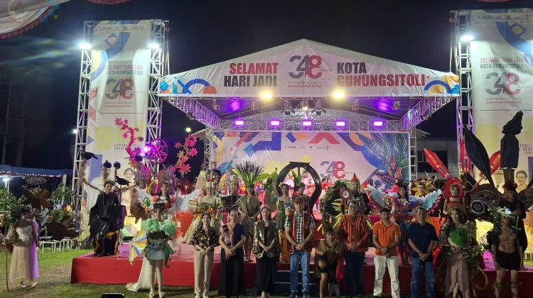 Fashion Carnaval dan Ragam Seni Budaya Tampil Memukau HUT 348 Kota Gunungsitoli