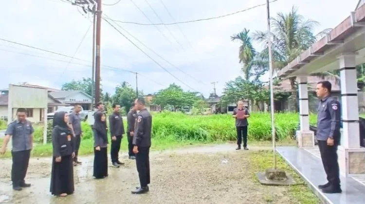Tingkatkan Disiplin dan Integritas, Bawaslu Nias Utara Gelar Apel Pagi Rutin