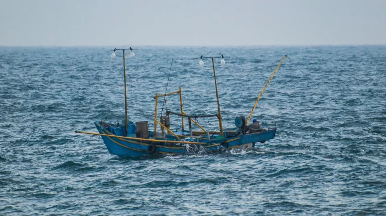 Peran Laut dalam Menopang Ekonomi Daerah Pesisir