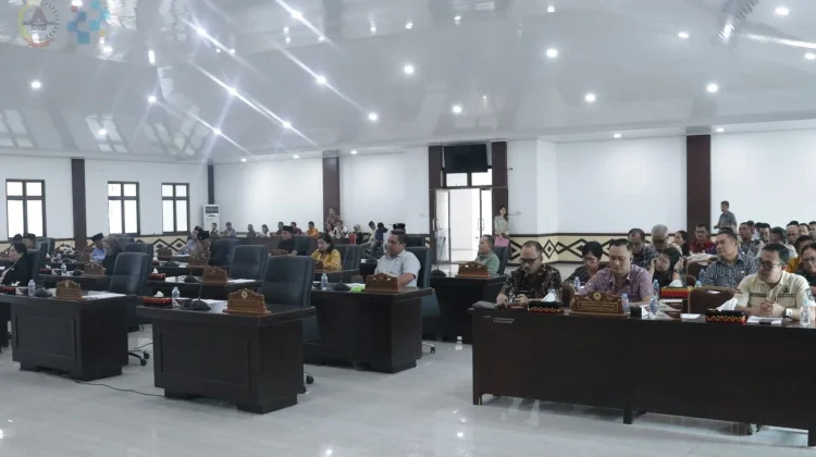 Wali Kota Gunungsitoli Hadiri Paripurna Penyampaian Rekomendasi DPRD atas LKPJ