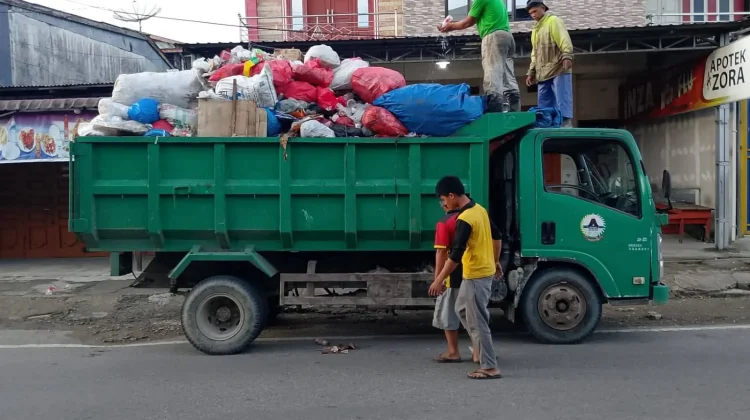 Volume Sampah Capai 120 Ton/Hari, Armada dan Tenaga Kebersihan Masih Terbatas