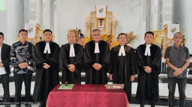BPH Gereja ONKP Pimpin Sertijab Pendeta Resort Lahomi Raya