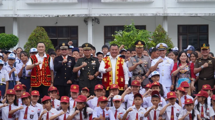 Dandim 0213/Nias Hadiri Upacara Hardiknas 2026 di Gunungsitoli
